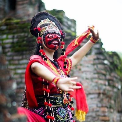 Tari Topeng